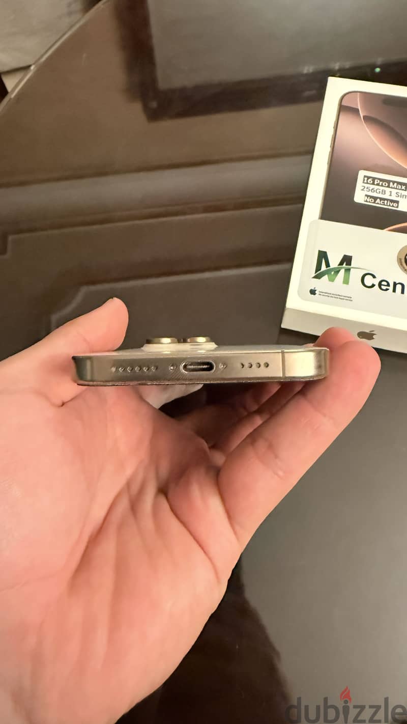 Apple - iPhone 16 Pro Max 6
