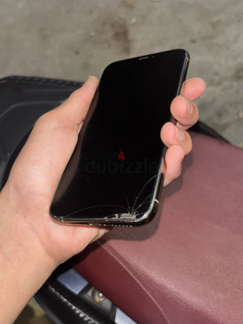 Apple - iPhone 11 Pro 1
