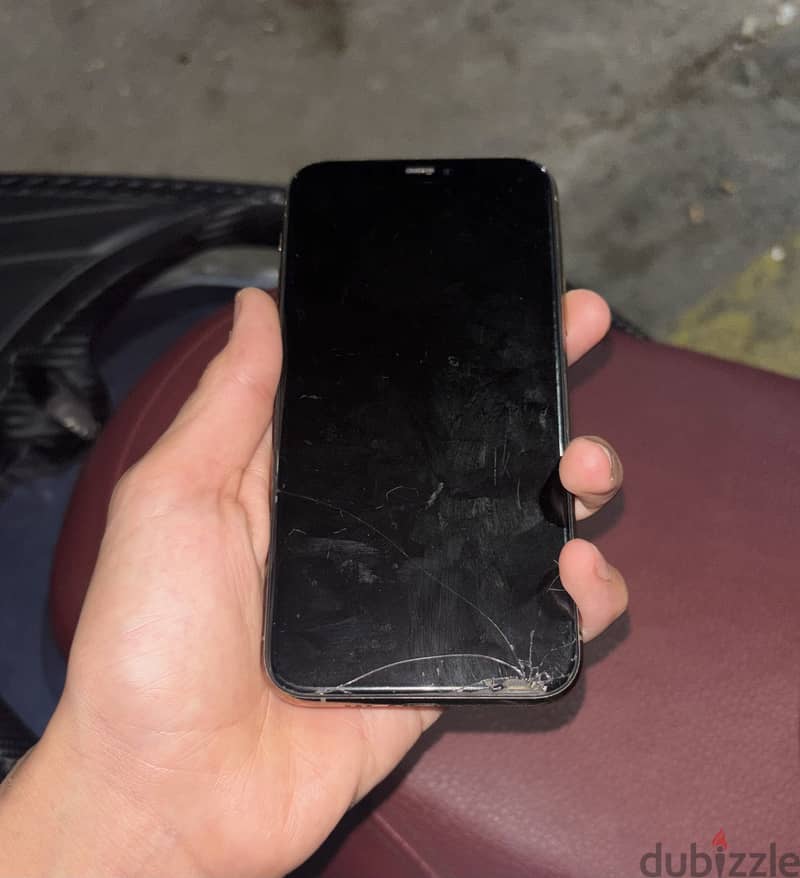 Apple - iPhone 11 Pro 4
