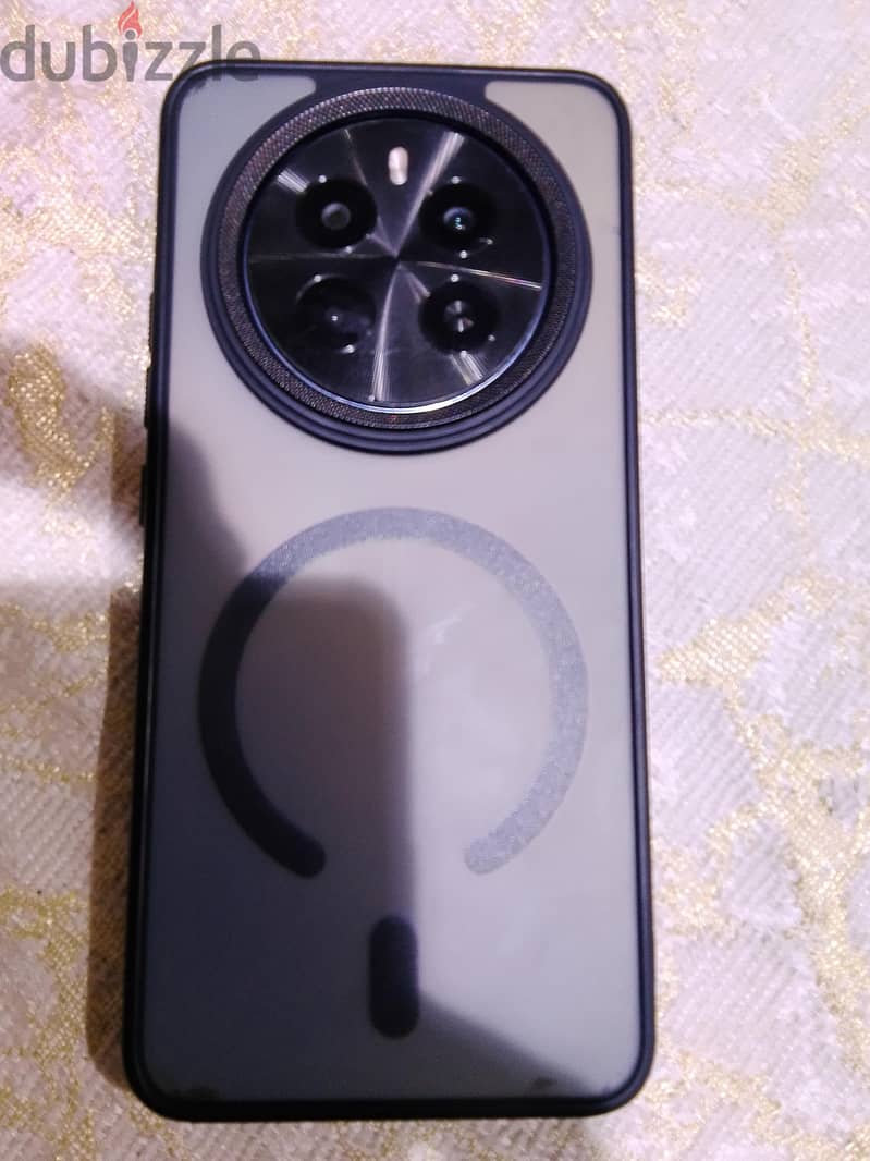 ريلمى 12 1