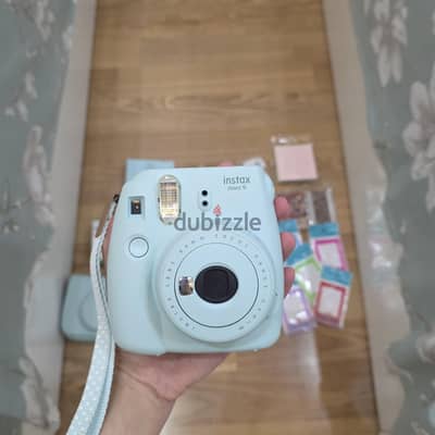 Fujifilm Instax Mini 9 Ice Blue + 20 photos + accessories