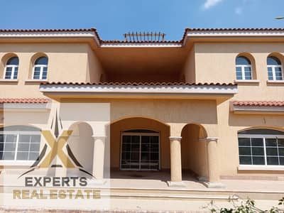 فيلا كبيره 650م مباني اول سكن للايجار قانون جديد في مدينتي فيو مفتوح
