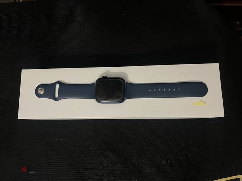 Apple Watch Series 7 Navy Blue 1