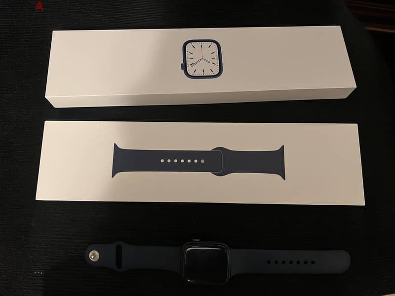 Apple Watch Series 7 Navy Blue 2