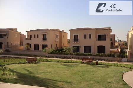 فيلا 400م ريسيل باقل سعر ف الماركت بكمبوند city gate التجمع الخامس بتقسيمه مميزه very prime location