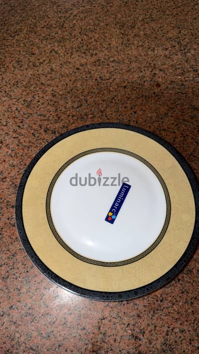 Luminarc plates 19 pieces