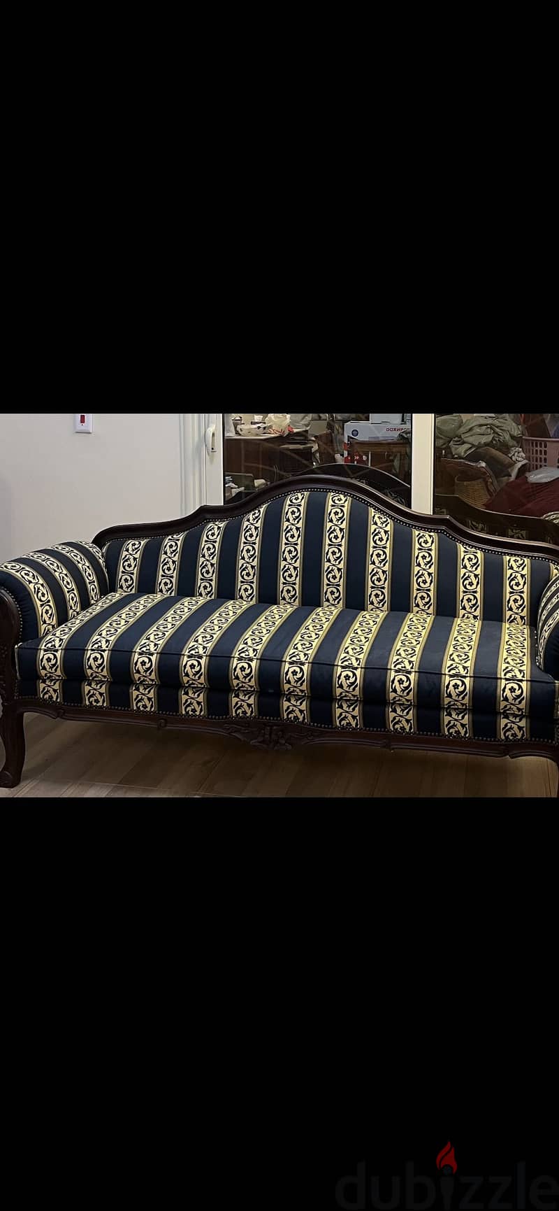 Saloon for sale 3