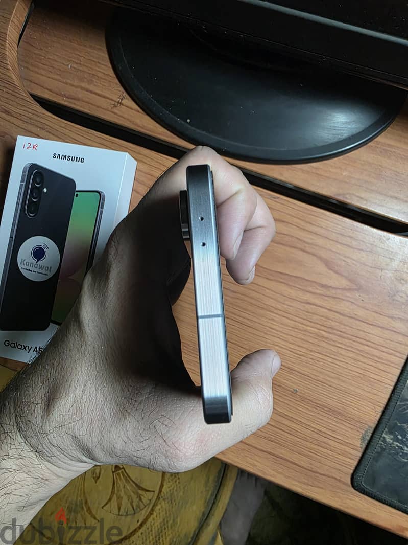 Samsung A56 1