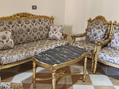 انتريه للبيع استعمال خفيف جدا بالترابيزه