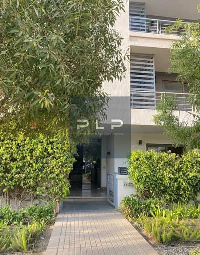 شقة مفروشة بالكامل للايجار في كمبوند تاج سيتي القاهرة الجديدة TajCity New Cairo