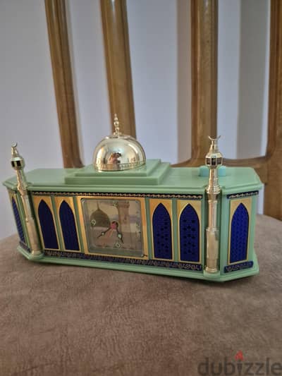 ساعة ومنبه اذان