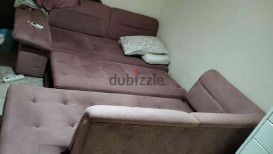 ركنة L مستعملة للبيع