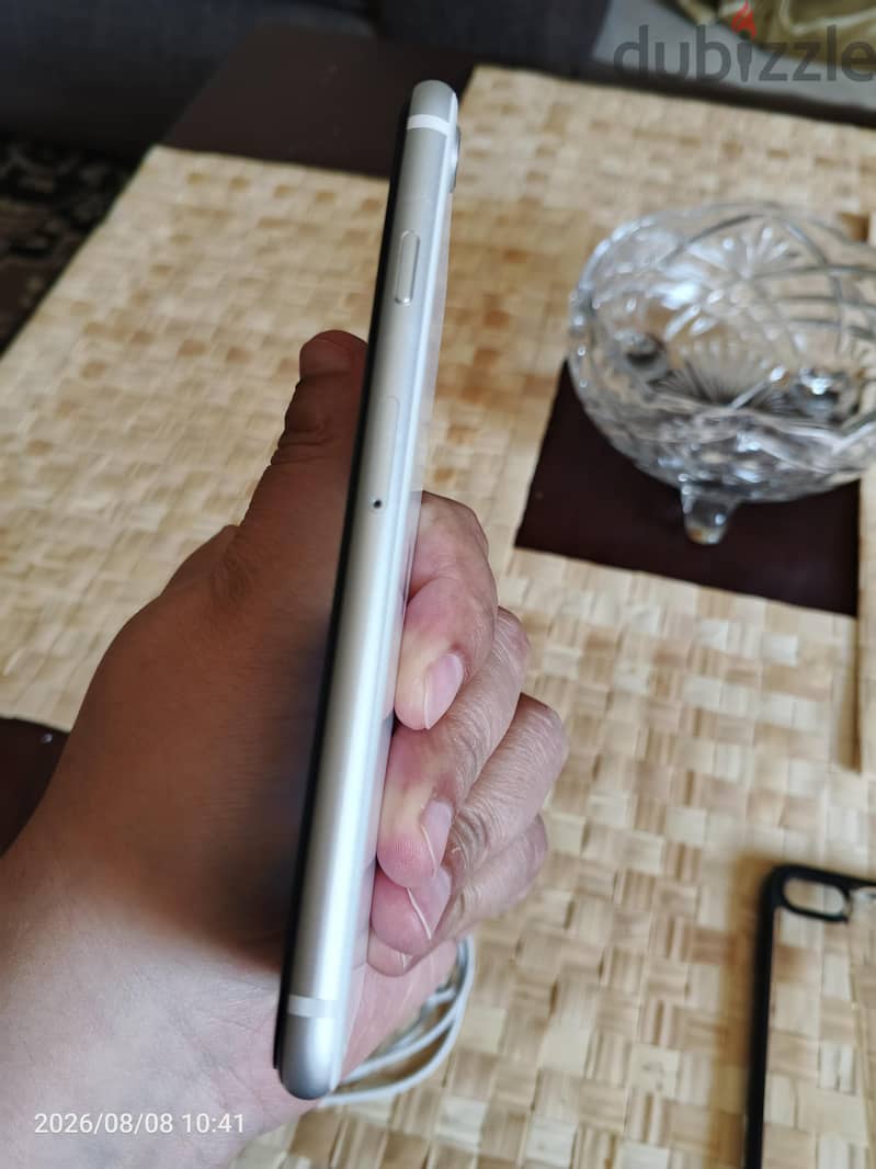 Apple - iPhone SE 3