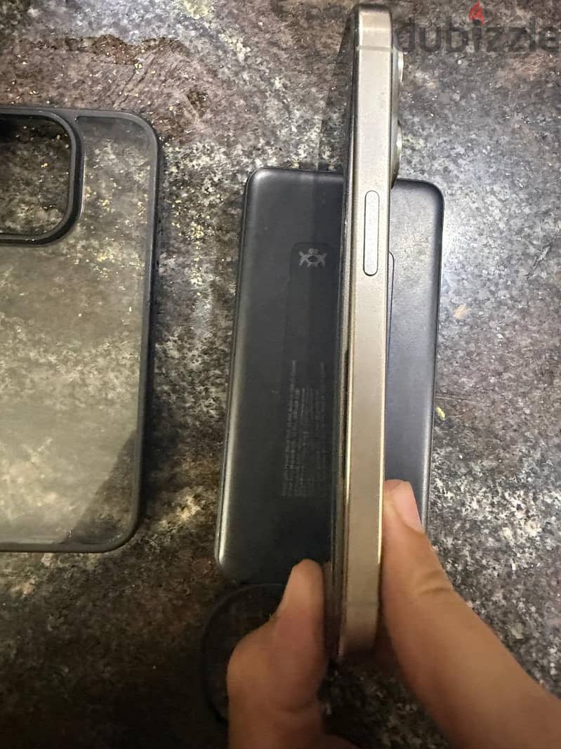 Apple - iPhone 15 Pro 2