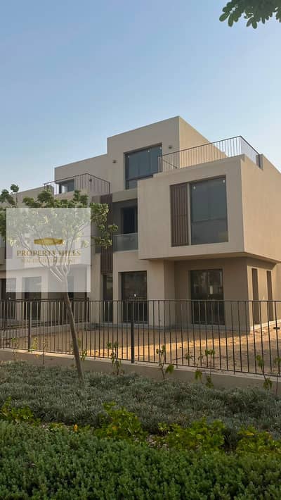 فيلا للبيع بسعر الكاش متشطبة بالكامل في sodic east الشروق بجاردن مساحتها كبيرة