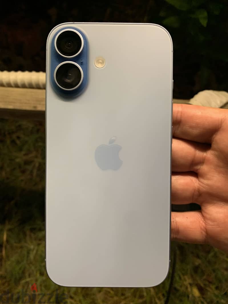 Apple - iPhone 17 2