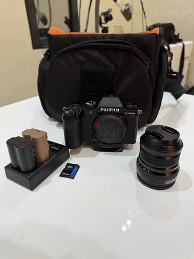 Fujifilm XS20 + XF 23 f2.0