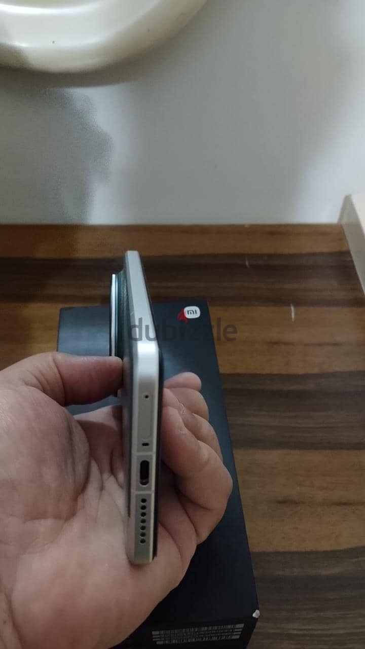 Xiaomi 15 Ultra 4