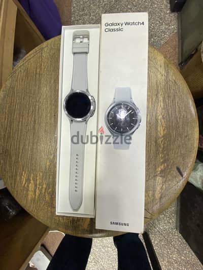 Galaxy Watch 4 Classic Silver كالجديدة