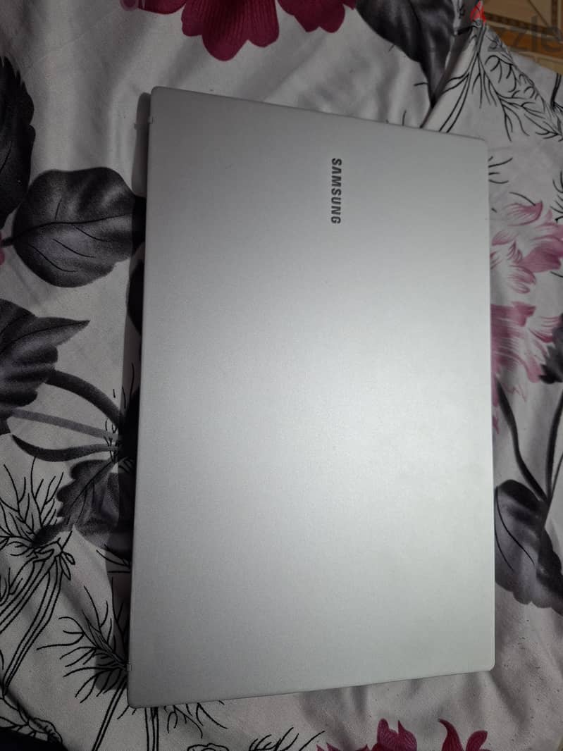 Samsung galaxy book 1