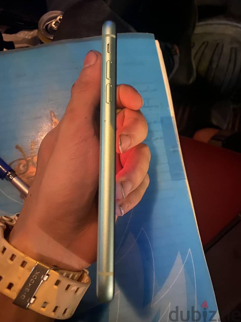 Apple - iPhone 11 1
