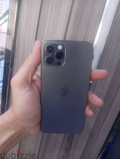 آبل - آيفون 12 برو