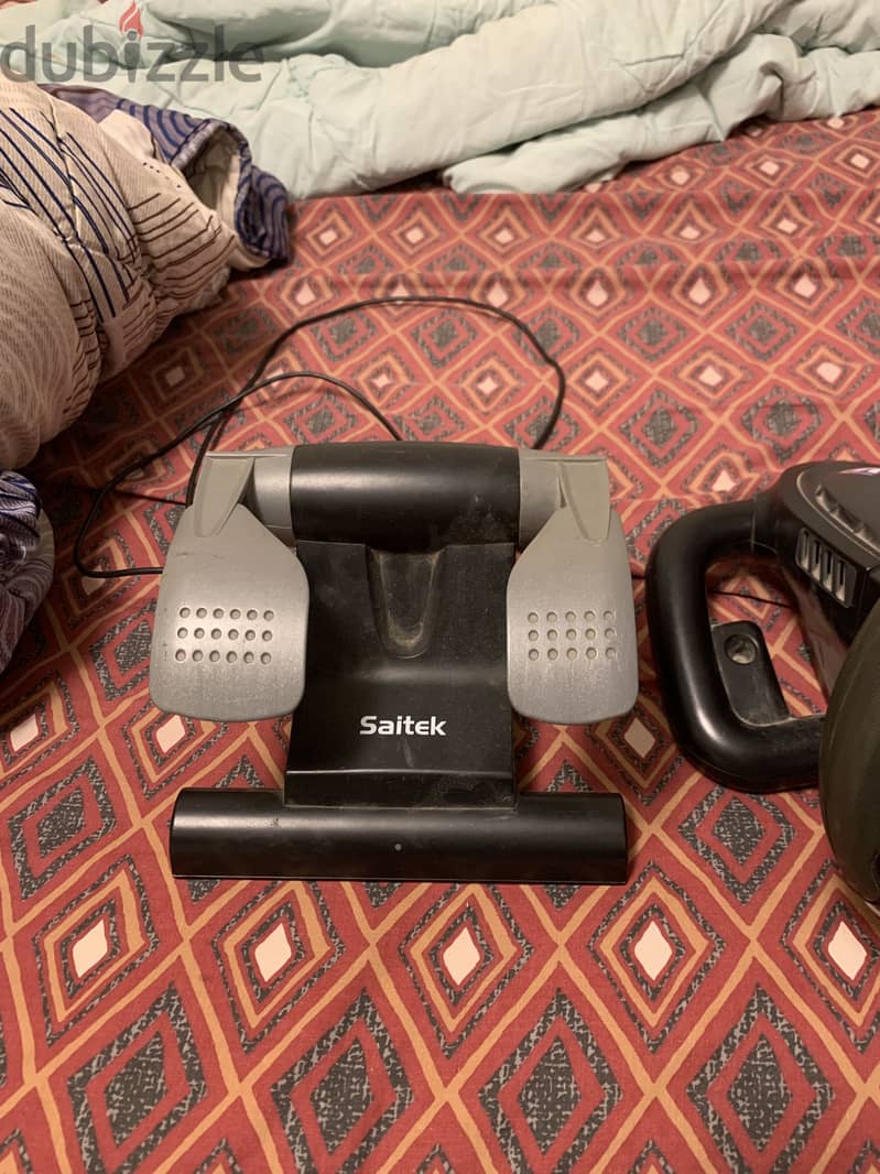 Saitek r220 steering wheel 3