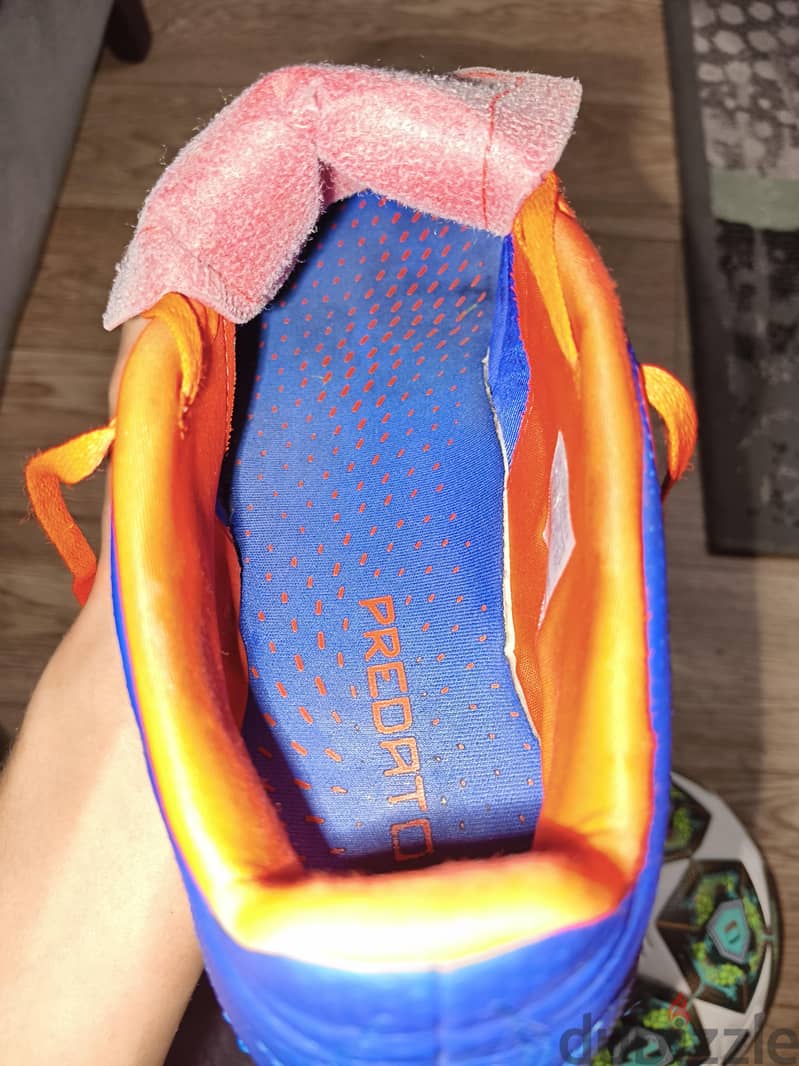 Adidas predetor 42⅔ 4