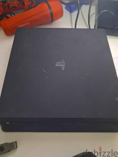 Playstation 4 - Slim 512GB