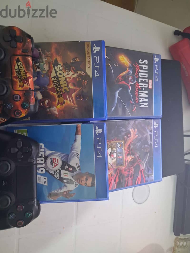 Playstation 4 - Slim 512GB 4