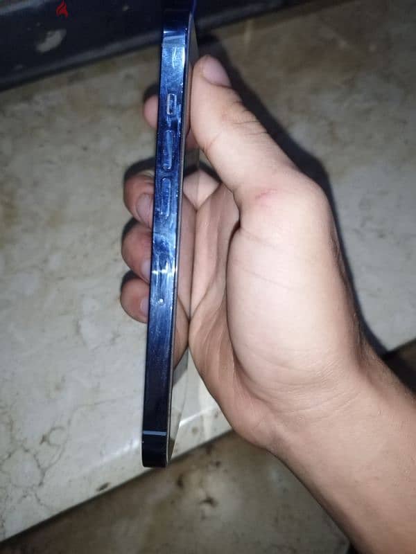 13 pro 128G waterproof 4
