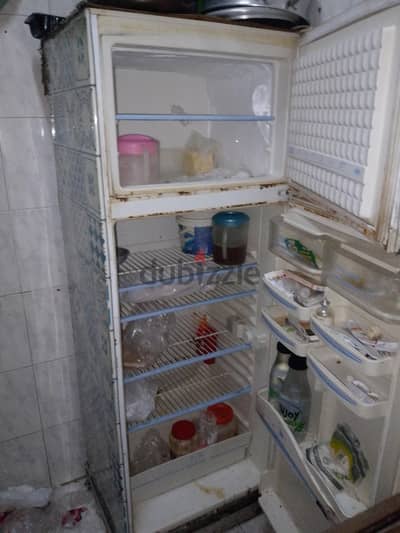 تلاجه