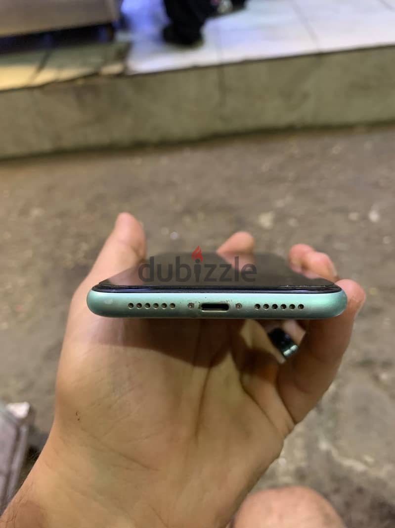 Apple - iPhone 11 3