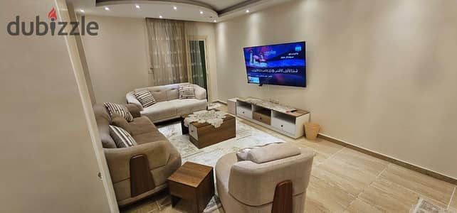 شقة مفروشة أول سكن 3 غرف و3 حمام للإيجار بين عباس العقاد ومكرم عبيد