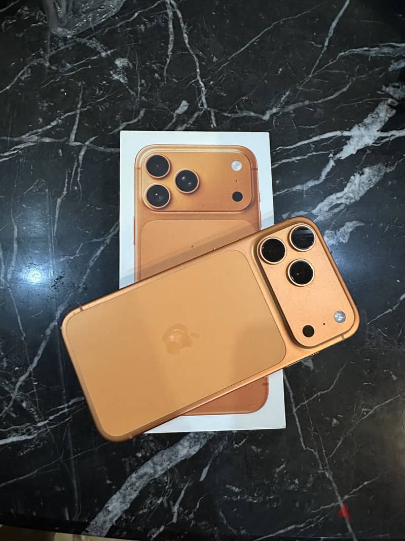 Apple - iPhone 17 Pro Max 1