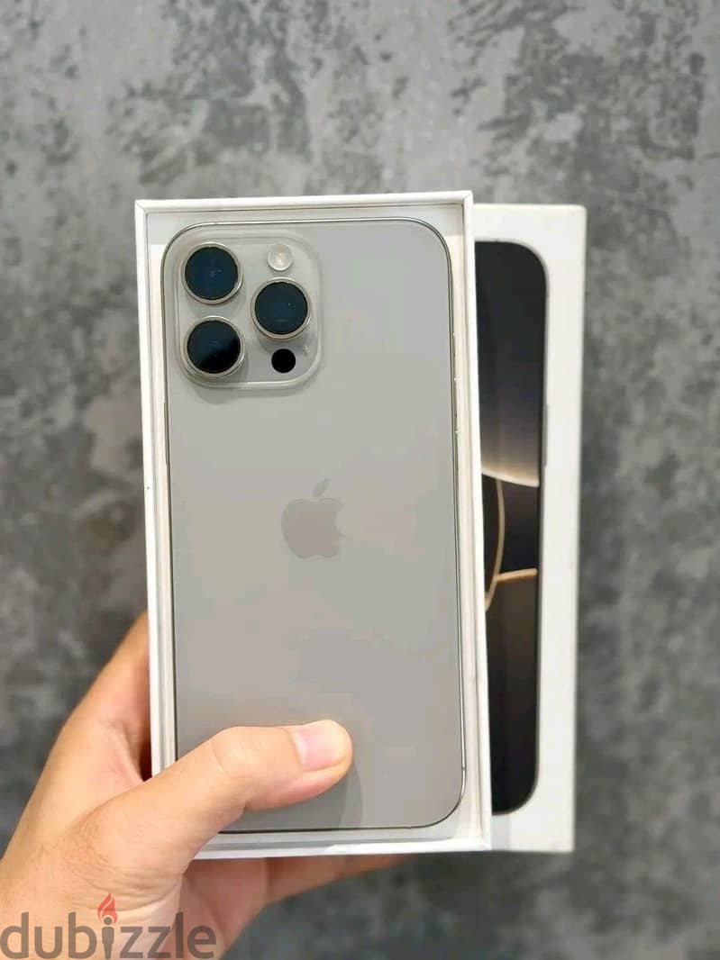 Apple - iPhone 16 Pro Max 2