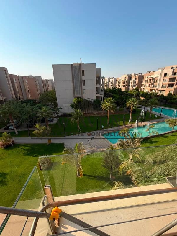 شقة للبيع في village garden katamya تشطيب كامل + المطبخ  موقع مميز علي البحيره  استلام فوري