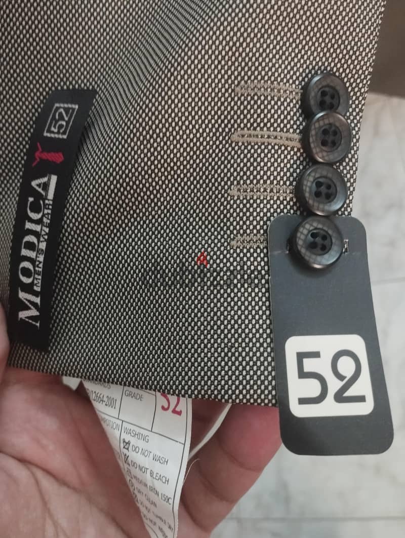 بدلة مقاس 52 3