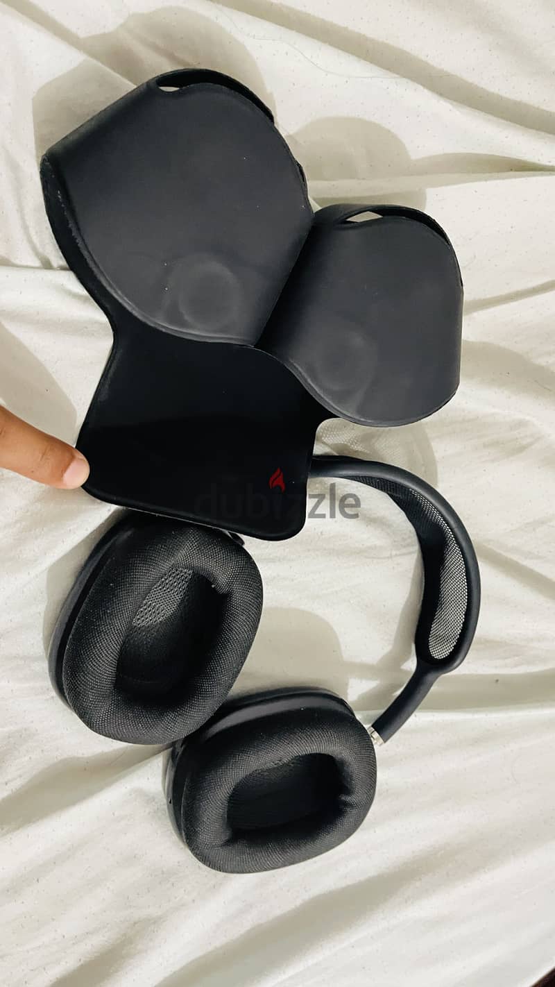 Air pods max 10