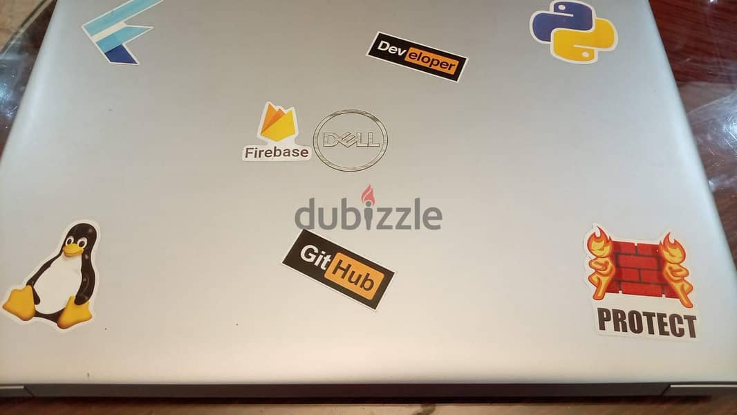 Dell. 4