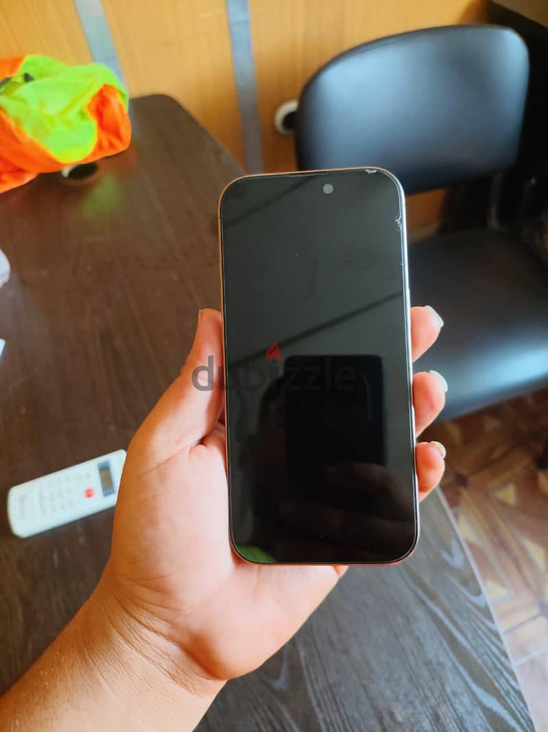 Apple - iPhone 16 Pro 2
