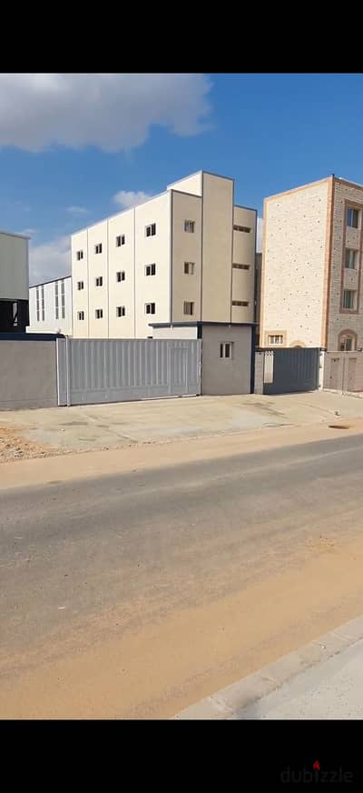 A factory for sale in Italy Complex, area 120m, required 5 million and 600 thousand