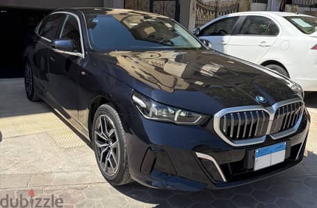 بي ام دبليو أى 5 2025