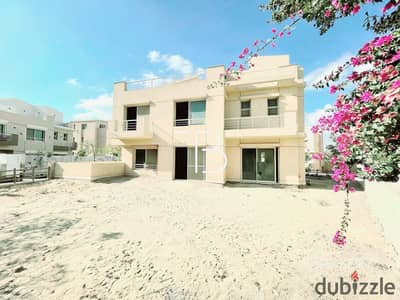 Lowest Pirce TwinHouse Private Swimming Pool and View Landscape & Lagoon for Sale in Saada New Cairo