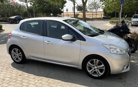 Peugeot 208 2015