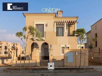 فيلا للبيع استلام فوري فيو مميز بالتقسيط لحد 2029 في سيتي جيت التجمع الخامس City Gate