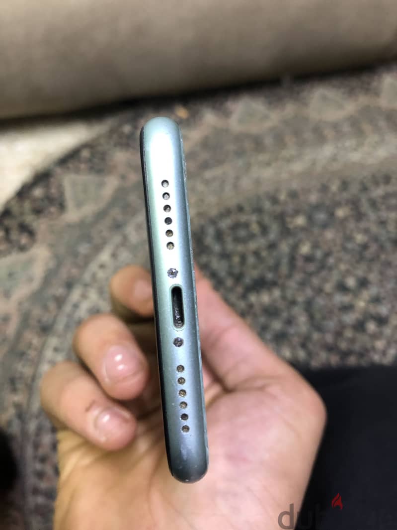 Apple - iPhone 11 1