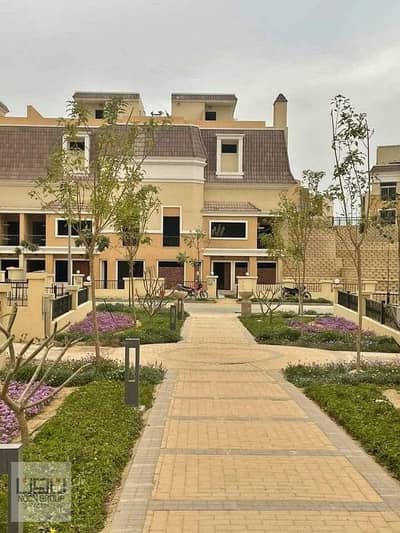 A villa for sale in Sarai, Madinat Misr, with a 50% cash discount or installments over 12 years with a 1.5% down payment, in the heart of Mostakbal Ci