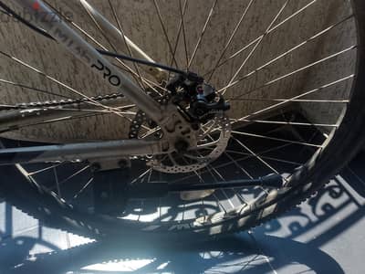 ‏عجلة trinx m136 pro  مقاس ٢٩ سرعات
