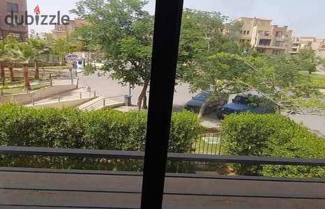 بسعر مميز للايجار  شقة مفروشة  بالكامل في كومبوند  كازا  بيفرلي  هيلز